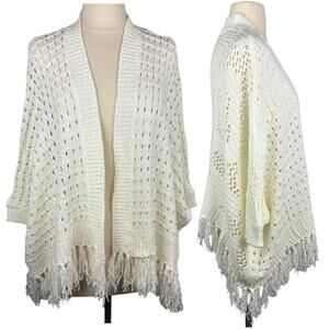 NWT Revolve x Bishop + Young White Boho Crochet Shawl Shrug w Tassel Fringe Sz M